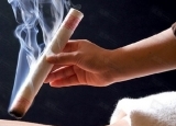 脾胃不好怎么办？艾灸这2个穴位